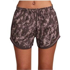 Nike Dri-FIT Tempo Printed Running Shorts
Medium Size Medium NWT
